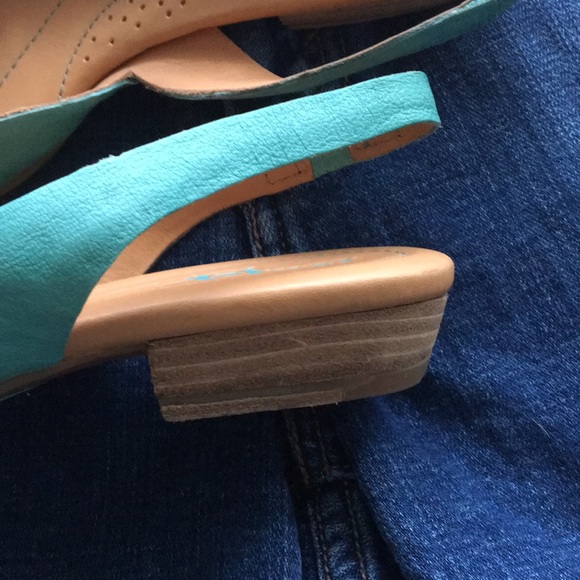 NEW Born Crown sandals - Picture 4 of 8